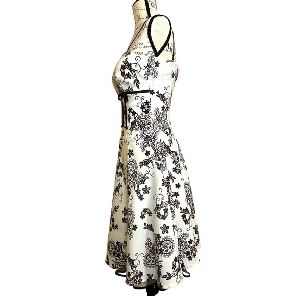 B. Darlin Vintage Brown White Embroidered Fit & Flare Lace Dress XS Retro Party - Picture 5 of 13